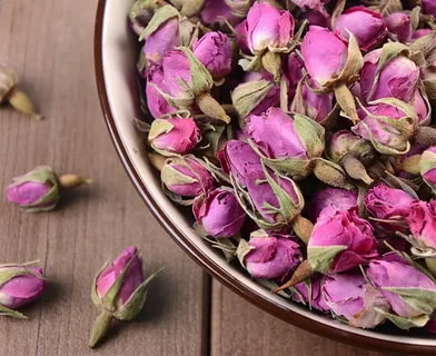 تصویر 3 از غنچه گل محمدی برای چای با عطر دلنشین و طبیعی